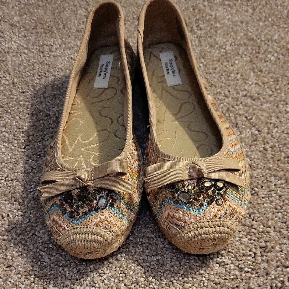 Simply Vera Vera Wang Tan Woven Flats with Bow